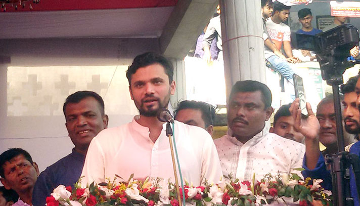 আমি শপথ নিয়েছি, দলে গ্রুপিং করব না : মাশরাফি