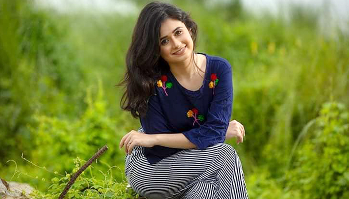 আবারও শুভেচ্ছাদূত ঐশী